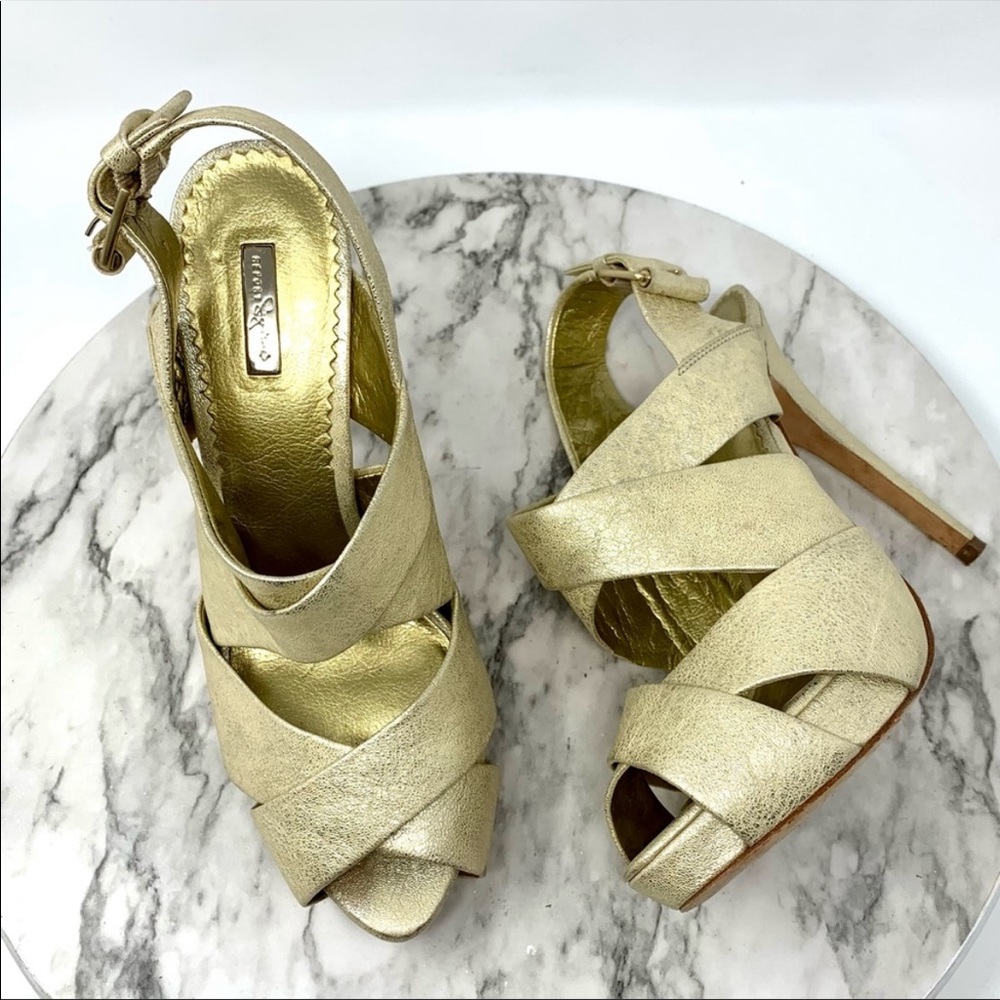 Report Signature Newbury 2 metallic gold pumps 7.5